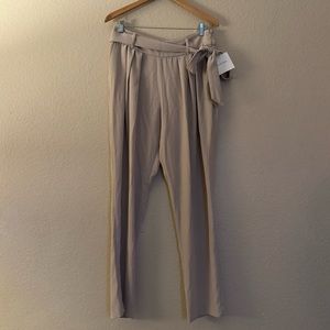 NWT ELLEN TRACY HIGH WAIST BELTED PANT